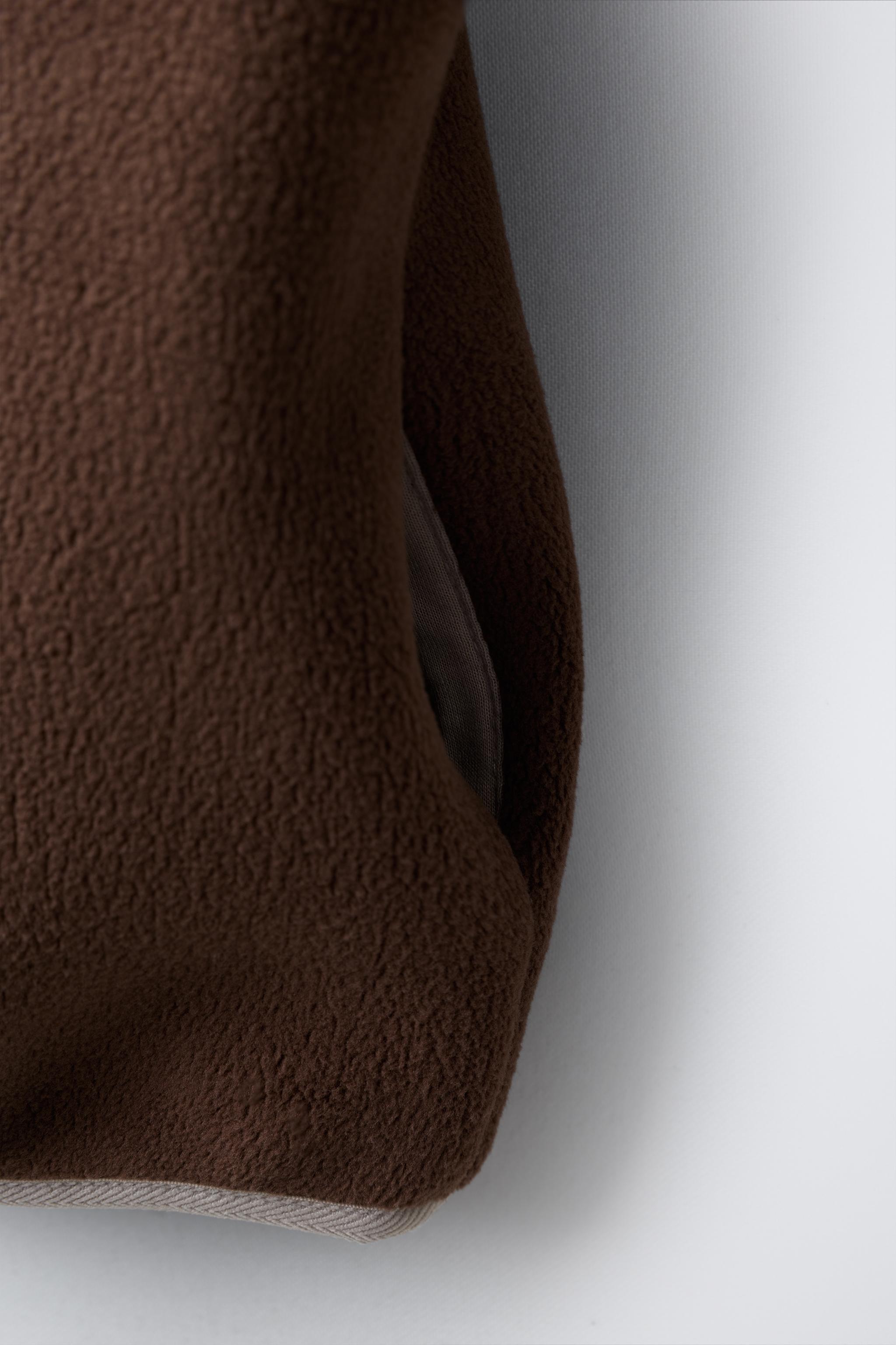 COLOR BLOCK LABEL POLAR FLEECE SWEATSHIRT